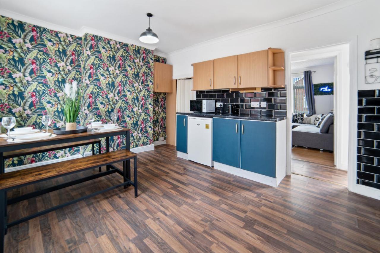 Exclusive Deals L Last-Minute Reserve L Townhouse With Sleeps 6 L Braunstone Town , Leicester L By Zen Nights Short Lets & Serviced Accommodations Buitenkant foto