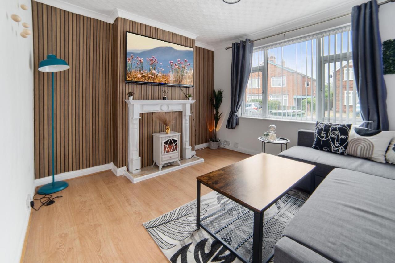 Exclusive Deals L Last-Minute Reserve L Townhouse With Sleeps 6 L Braunstone Town , Leicester L By Zen Nights Short Lets & Serviced Accommodations Buitenkant foto
