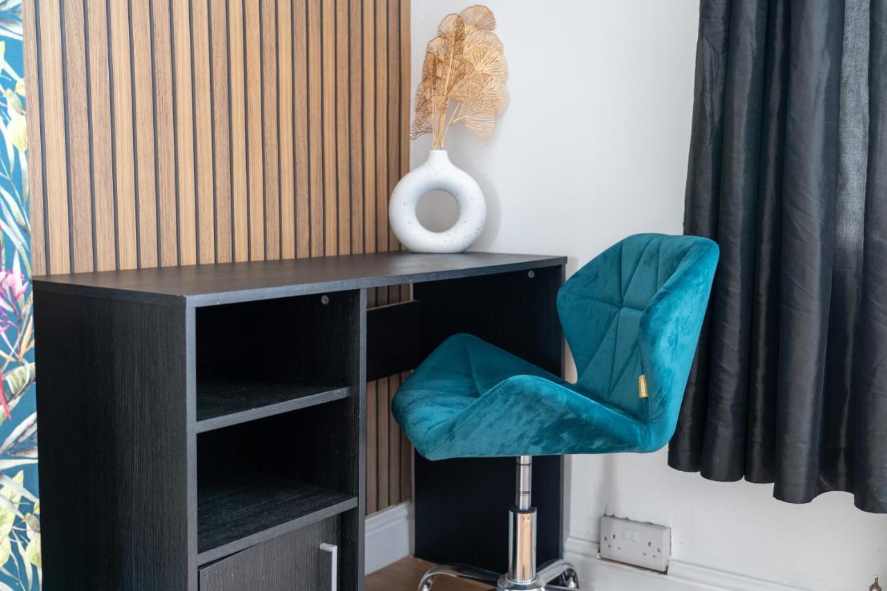 Exclusive Deals L Last-Minute Reserve L Townhouse With Sleeps 6 L Braunstone Town , Leicester L By Zen Nights Short Lets & Serviced Accommodations Buitenkant foto
