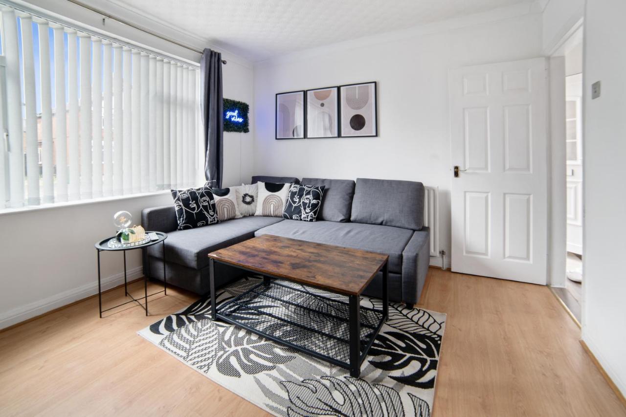 Exclusive Deals L Last-Minute Reserve L Townhouse With Sleeps 6 L Braunstone Town , Leicester L By Zen Nights Short Lets & Serviced Accommodations Buitenkant foto