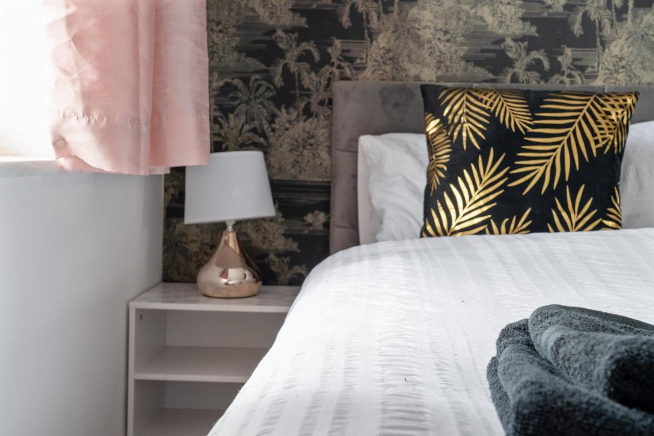 Exclusive Deals L Last-Minute Reserve L Townhouse With Sleeps 6 L Braunstone Town , Leicester L By Zen Nights Short Lets & Serviced Accommodations Buitenkant foto