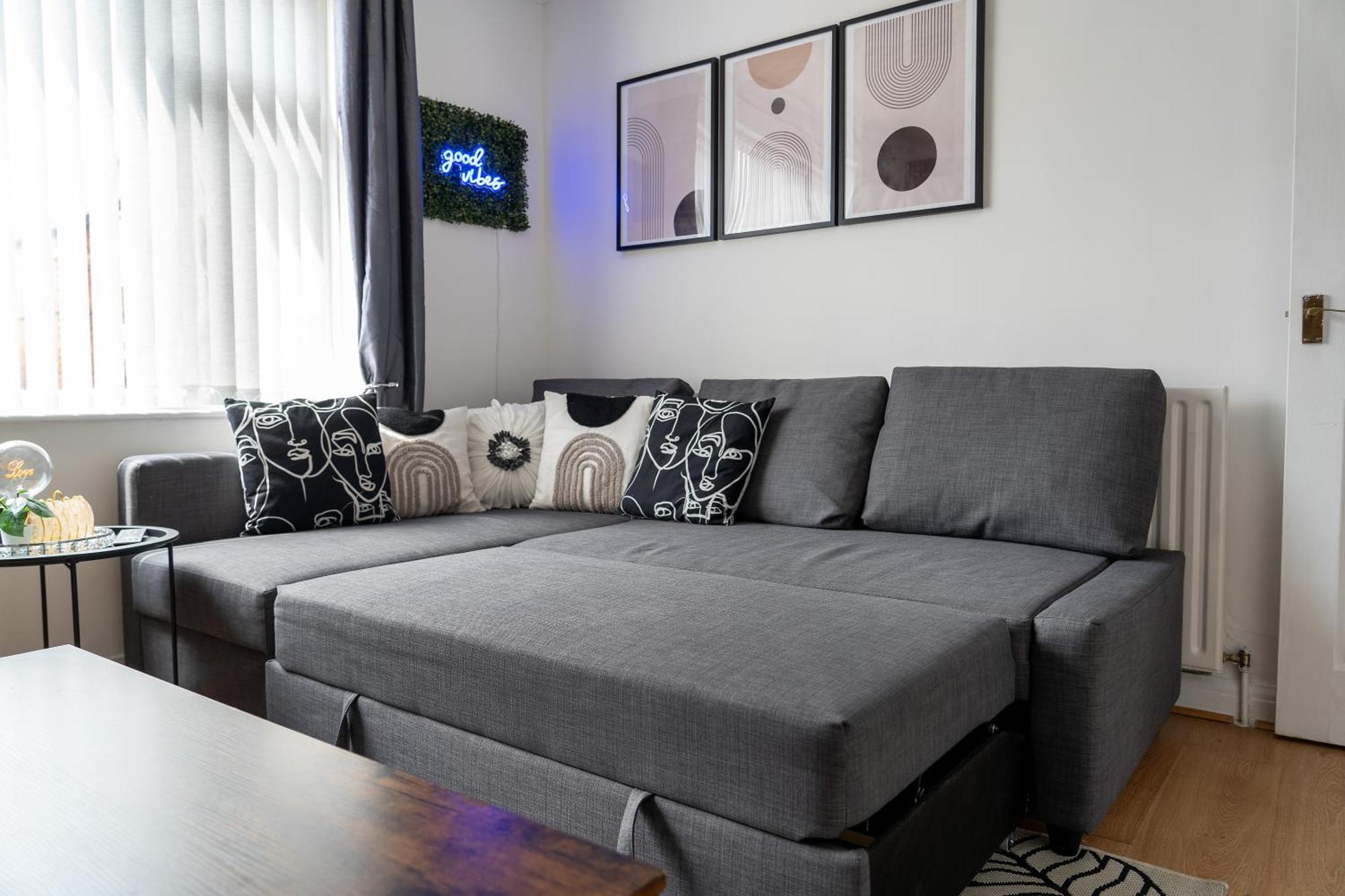 Exclusive Deals L Last-Minute Reserve L Townhouse With Sleeps 6 L Braunstone Town , Leicester L By Zen Nights Short Lets & Serviced Accommodations Buitenkant foto
